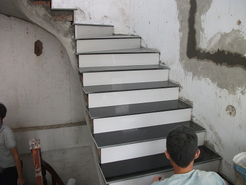 Đá ốp mặt bậc cầu thang đáốpmặtbậccầuthang5